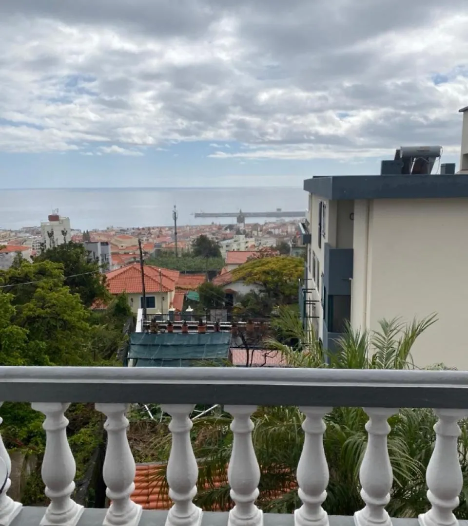 Affittacamere Valhalla Panorama - The Old Residencial Pina Funchal